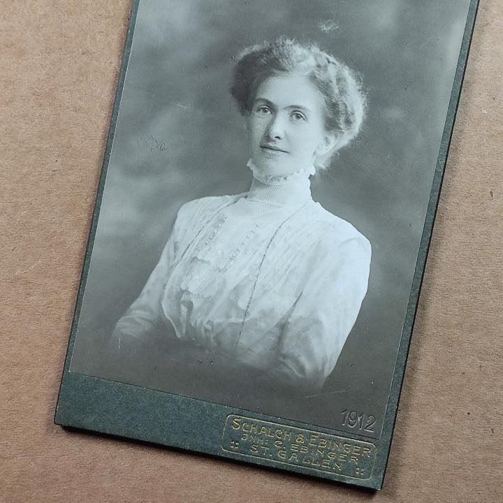 Schalch Ebinger atelier portret, Damsko-męskie