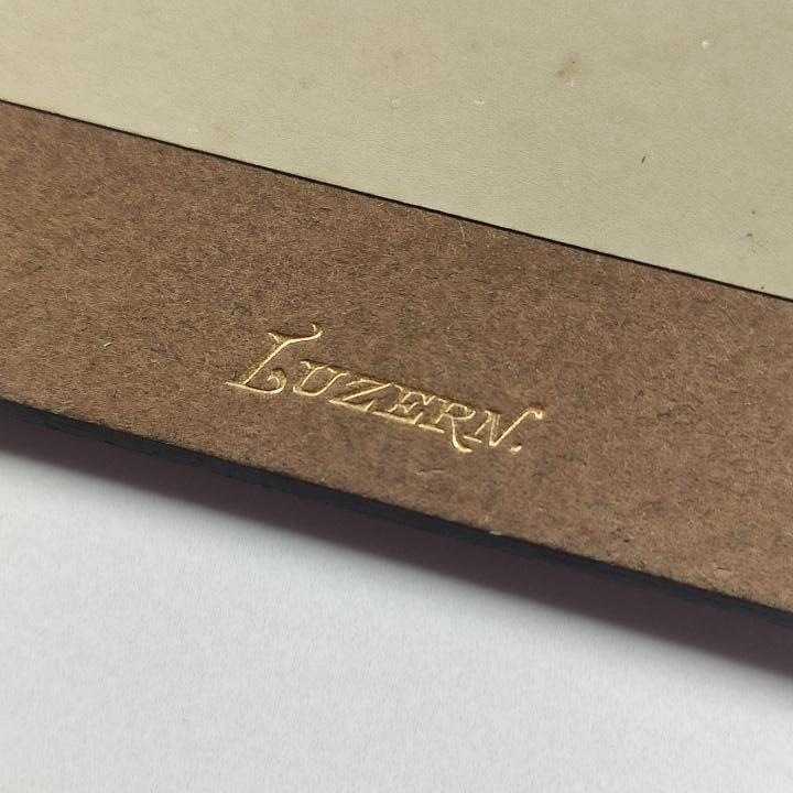 Lucerna portret kobieta bluzka, Sznurowana