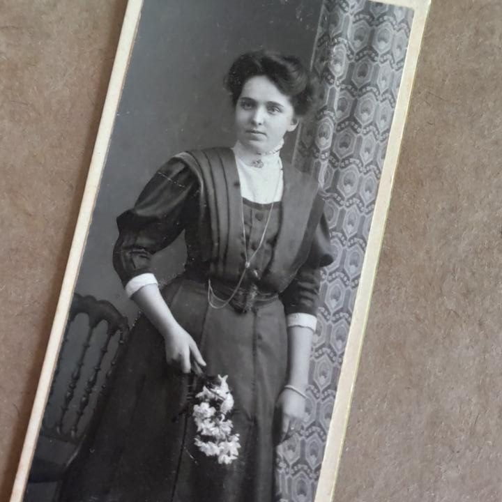 , Taki wiecheć?, szuflada pełna fotografii , Taki wiecheć?