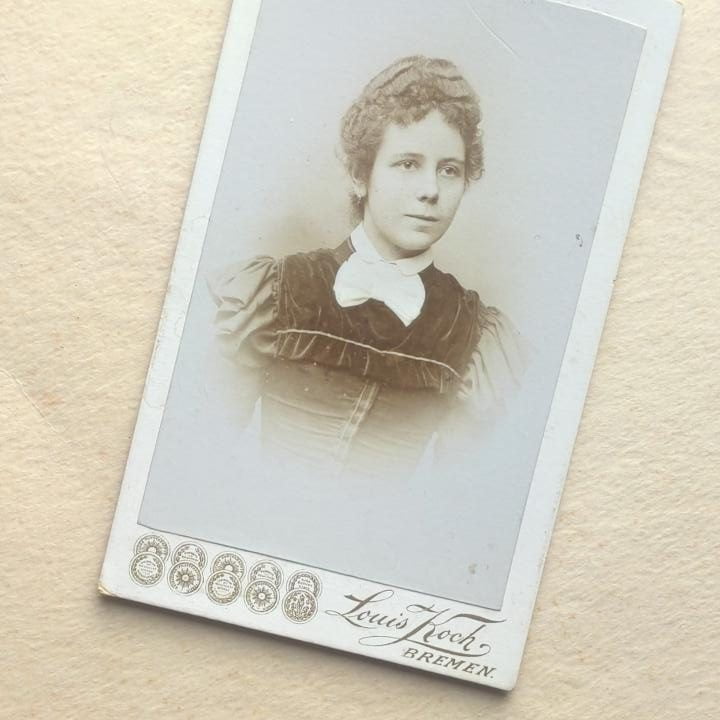 Louis Koch, Fale na żelazkach