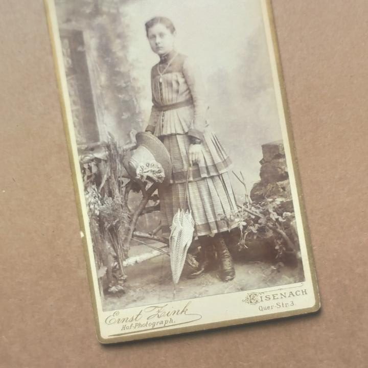 , Jeśli to konieczne…, szuflada pełna fotografii , Jeśli to konieczne…