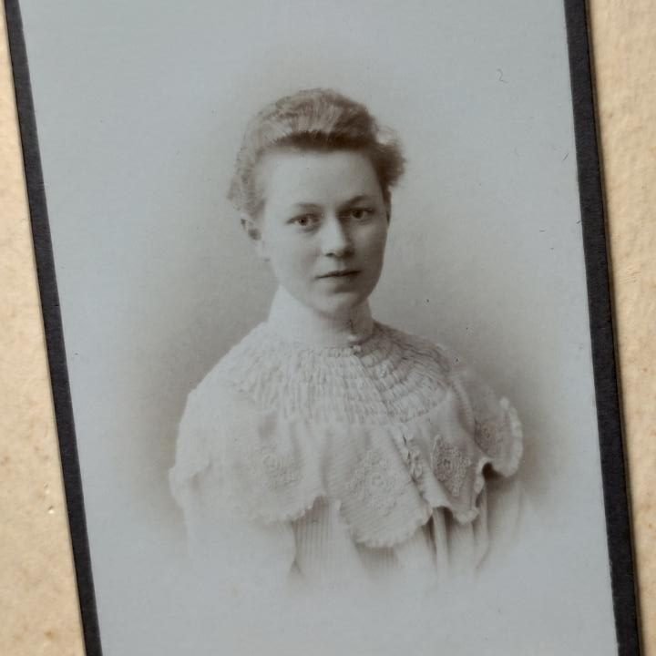 Neustadt Holstein Carl Lange, W tym wieku?, szuflada pełna fotografii Neustadt Holstein Carl Lange, W tym wieku?