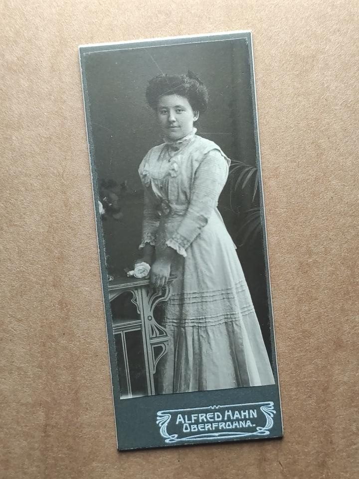 , Jakoś się trzymam, szuflada pełna fotografii , Jakoś się trzymam
