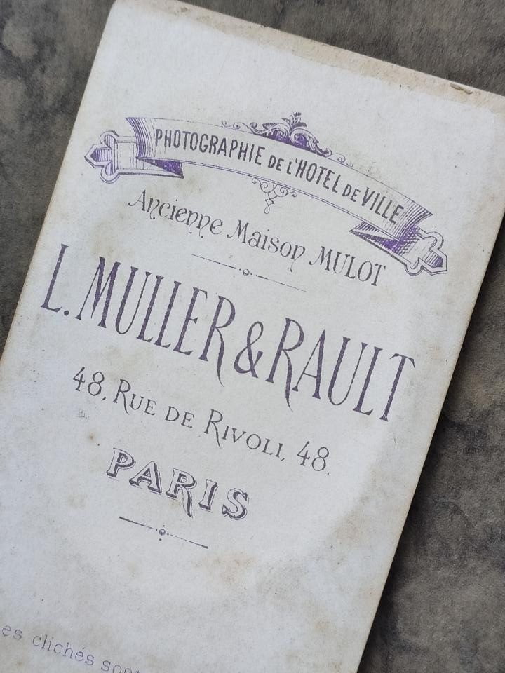 Lucien Muller Marie Louise Rault, Córka żebraczki