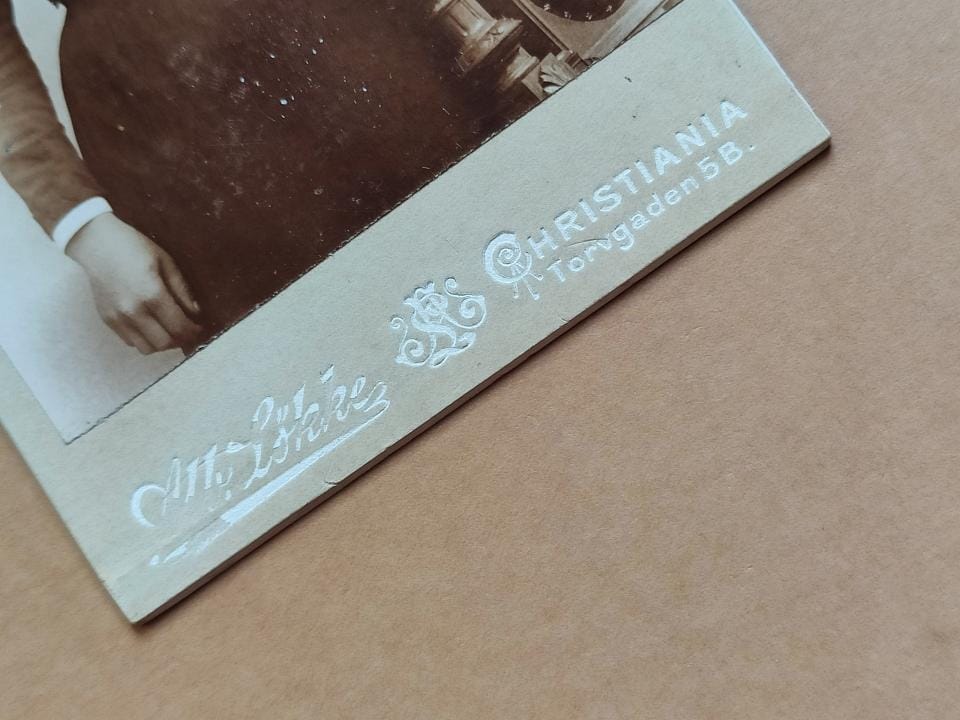Albert Lokke, Christiania &#8211; ale która?