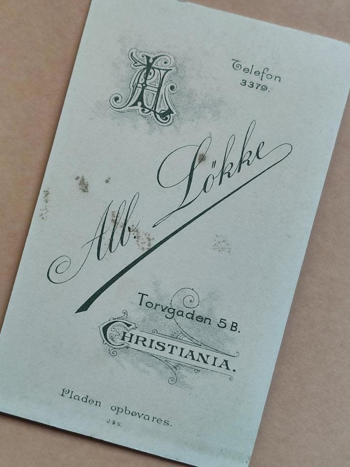 Albert Lokke, Christiania &#8211; ale która?