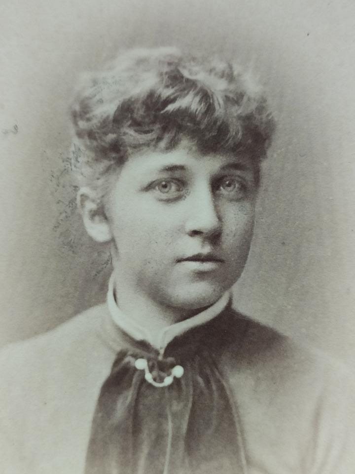 Hedvig Maria Tesch, Se glad ut, tänk på den som ska ha fotot!