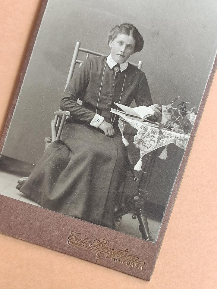 , Fotografka z małego miasteczka