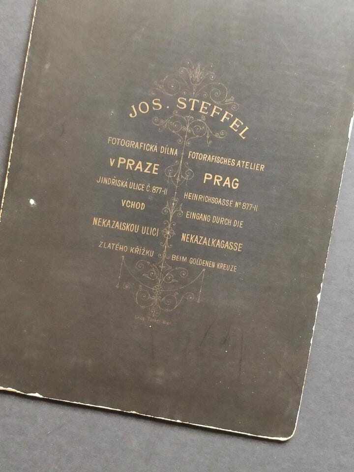 aksamitka, Czy to żałobna aksamitka?