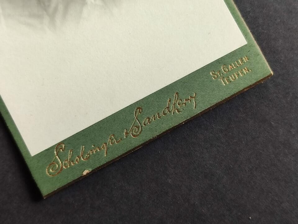 Schobinger Sandherr, Z ręki do ręki
