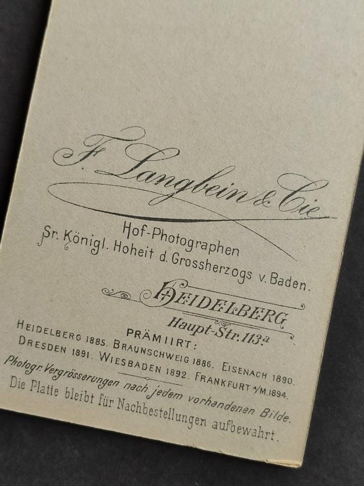 , Ani śladu po Langbeinie