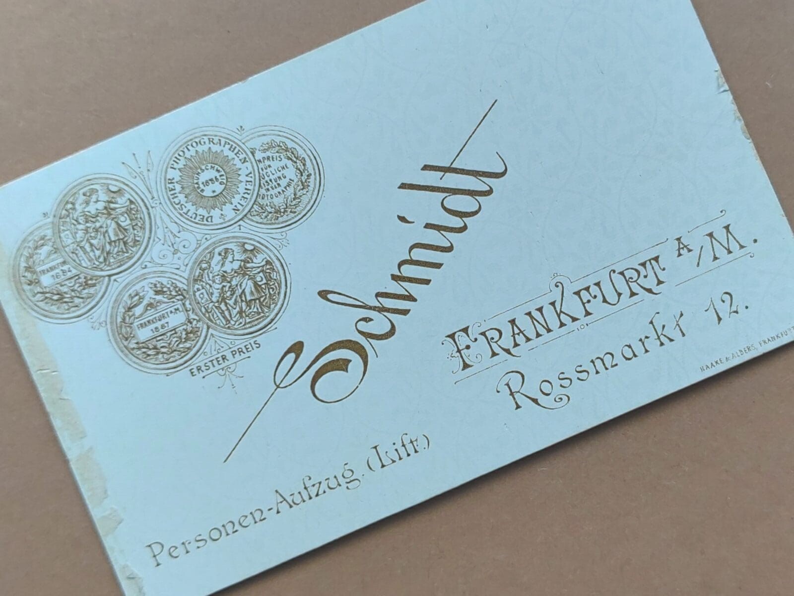 Schmidt biżuteria, Sroczka